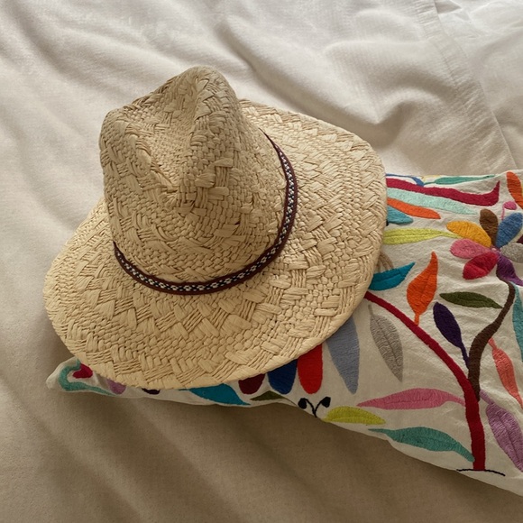 Paper straw sun hat, cowboy hat, with decorative ribbon, protective in style - Picture 5 of 6